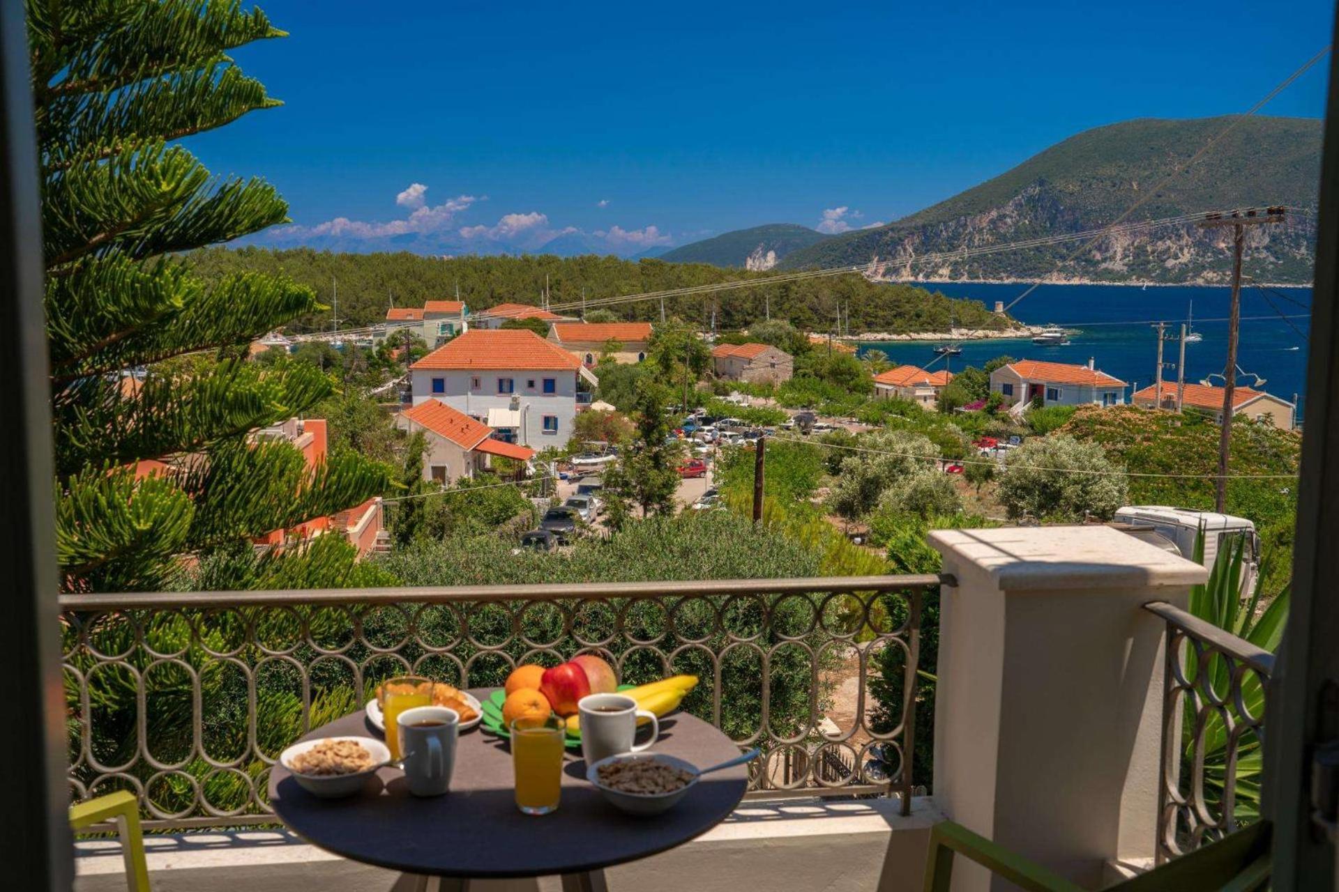 Villa Leonie By Vintage Travel Fiskardo Exterior foto